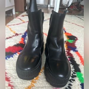 Puma boots - black leather